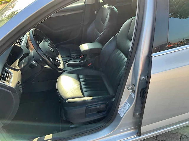 2019 skoda octavia combi 1.6 personenauto - afbeelding 36 van  41