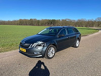 2019 skoda octavia combi 1.6 tdi grt style personenauto - afbeelding 1 van  17