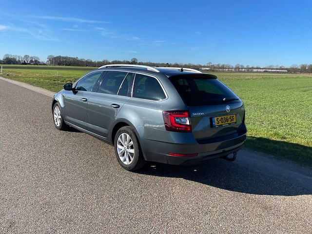 2019 skoda octavia combi 1.6 tdi grt style personenauto - afbeelding 7 van  17