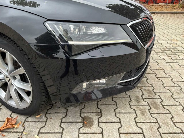 2019 skoda superb combi 2.0 business edition personenauto - afbeelding 30 van  46
