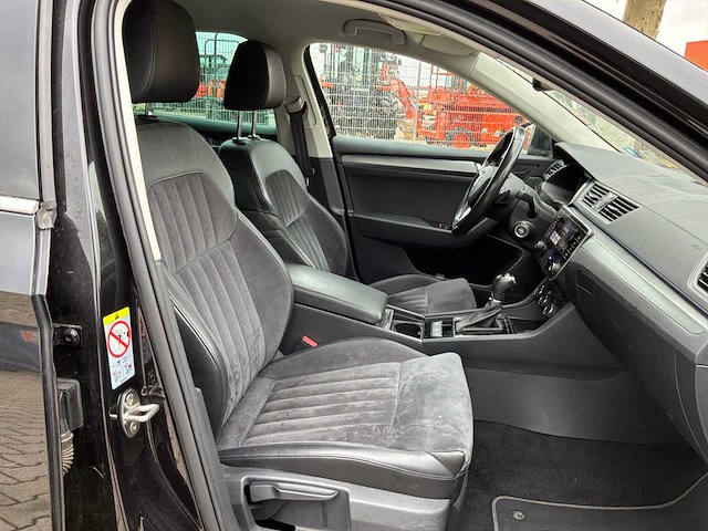 2019 skoda superb combi 2.0 business edition personenauto - afbeelding 30 van  48