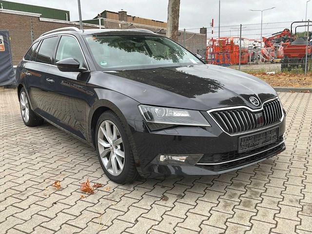 2019 skoda superb combi 2.0 business edition personenauto - afbeelding 23 van  48
