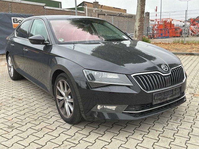 2019 skoda superb hb 2.0 tdi premium edition personenauto - afbeelding 23 van  49