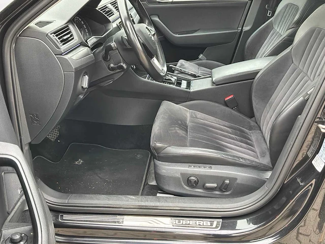 2019 skoda superb hb 2.0 tdi premium edition personenauto - afbeelding 3 van  49