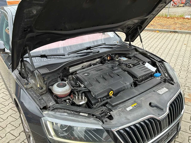 2019 skoda superb hb 2.0 tdi premium edition personenauto - afbeelding 33 van  49