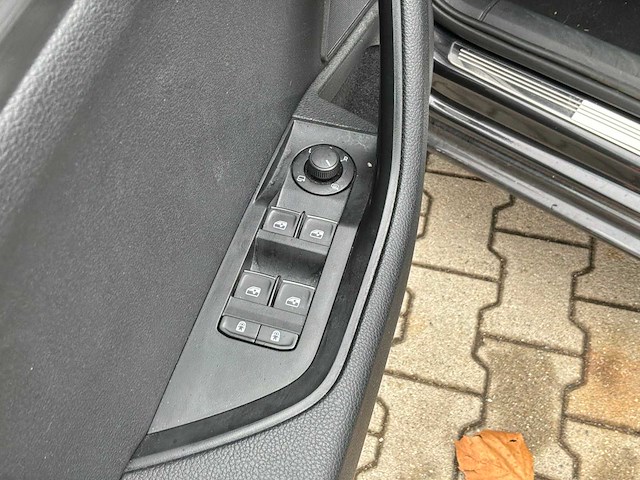 2019 skoda superb hb 2.0 tdi premium edition personenauto - afbeelding 2 van  44