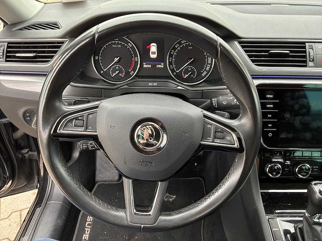 2019 skoda superb hb 2.0 tdi premium edition personenauto - afbeelding 9 van  44