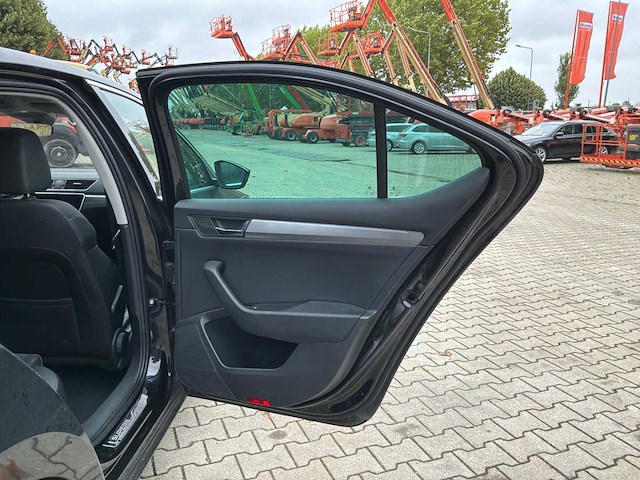 2019 skoda superb hb 2.0 tdi premium edition personenauto - afbeelding 20 van  44