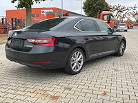 2019 skoda superb hb 2.0 tdi premium edition personenauto - afbeelding 40 van  44