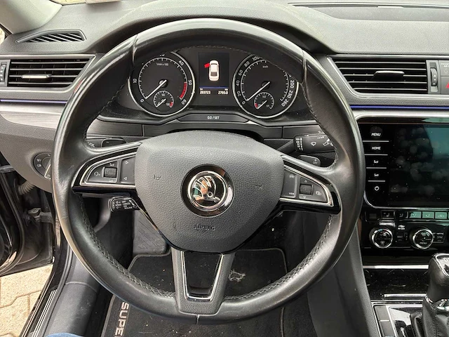2019 skoda superb hb 2.0 tdi premium edition personenauto - afbeelding 39 van  41