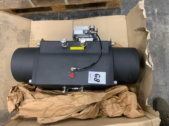 2019 smc ip8100-030-d-x14 pneumatische positioneerder - afbeelding 1 van  4