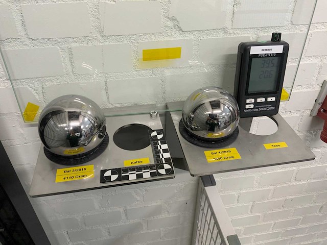 2019 softeco ece r-43 magnetische glas drop ball testmachine met qa data logger - afbeelding 7 van  15