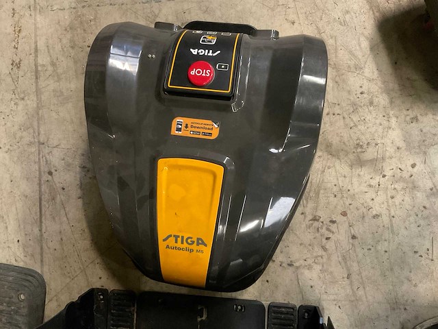 2019 stiga autoclip. m5 robotmaaier - afbeelding 2 van  5