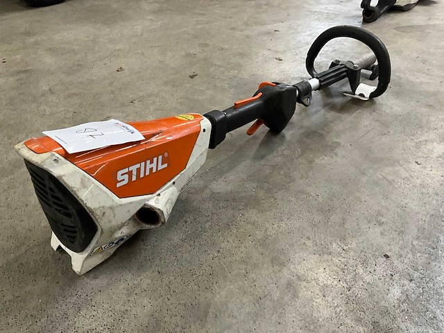 2019 stihl kma 130r combimotor - afbeelding 3 van  4