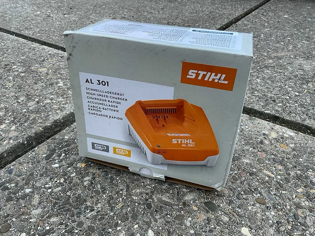 2019 stihl msa 220c kettingzaag en lader - afbeelding 8 van  9