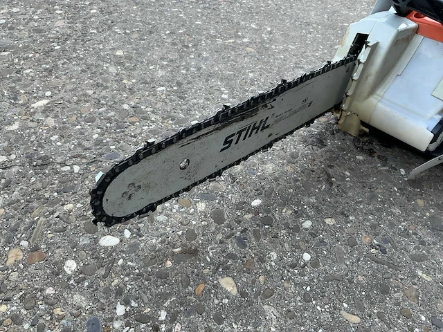 2019 stihl msa 220c kettingzaag - afbeelding 6 van  7