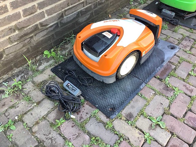 2019 stihl rmi 422.0 robotmaaier - afbeelding 3 van  6