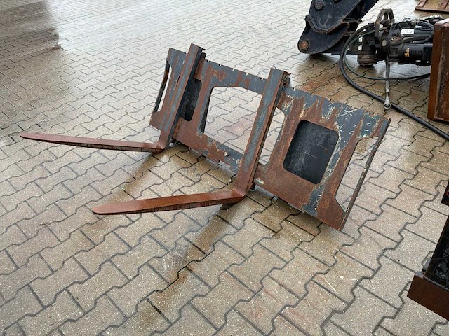 2019 u.emme fp14 heftruck vorkenbord - afbeelding 1 van  6