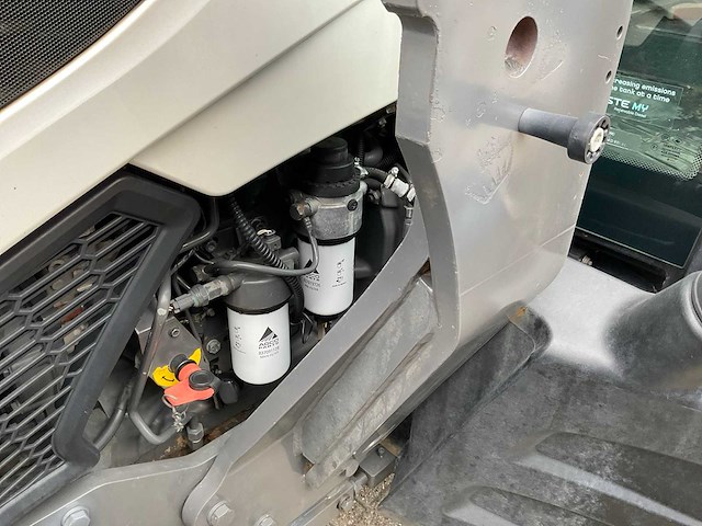 2019 valtra a104 hitech4 vierwielaangedreven landbouwtractor - afbeelding 17 van  17