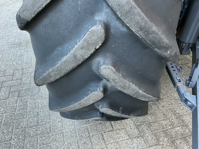 2019 valtra t214 direct smarttouch vierwielaangedreven landbouwtractor - afbeelding 8 van  32