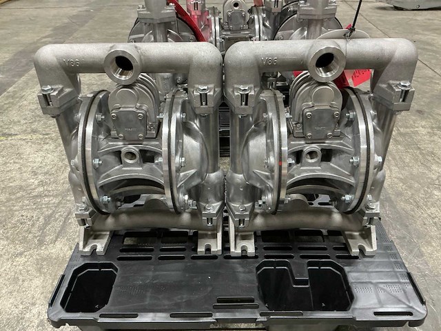 2019 versamatic pneumatische dubbele membraampomp (2x) - afbeelding 2 van  6