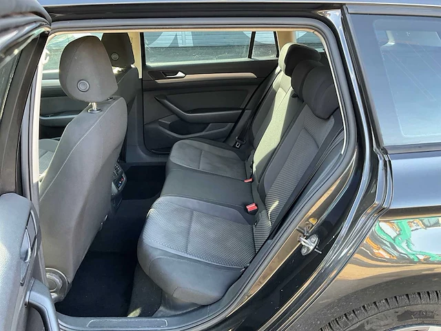 2019 volkswagen passat variant 1.5 tsi highline personenauto j-468-vg - afbeelding 28 van  41