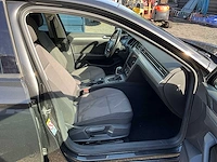 2019 volkswagen passat variant 1.5 tsi highline personenauto j-468-vg - afbeelding 12 van  41