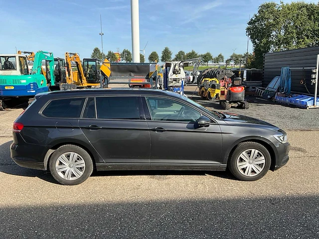 2019 volkswagen passat variant 1.5 tsi highline personenauto j-468-vg - afbeelding 8 van  41