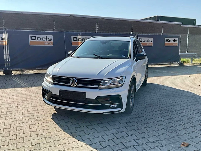 2019 volkswagen tiguan tiguan r-line iq-drive 1.5 personenauto - afbeelding 12 van  34