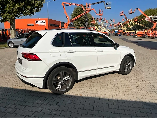 2019 volkswagen tiguan tiguan r-line iq-drive 1.5 personenauto - afbeelding 14 van  33