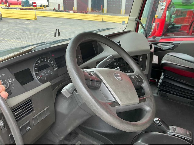2019 volvo fh420 lng trekker diesel+lng (74112-2) - afbeelding 11 van  37