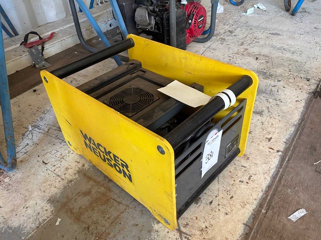 2019 wacker neuson c 48/13 lader - afbeelding 4 van  4