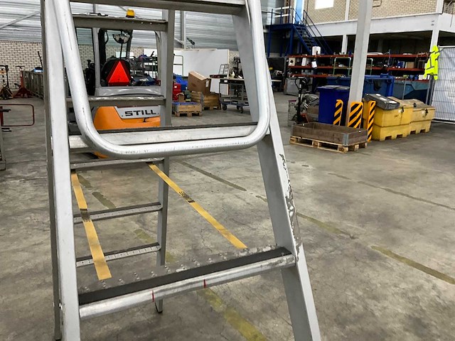2019 zarges dubbele trap - afbeelding 4 van  6
