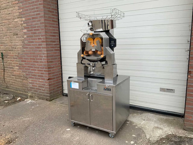 2019 zumex speed s+ plus sinaasappelpersmachine - afbeelding 4 van  8