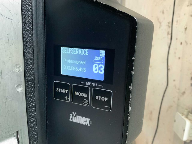 2019 zumex speed s+ plus sinaasappelpersmachine - afbeelding 10 van  14