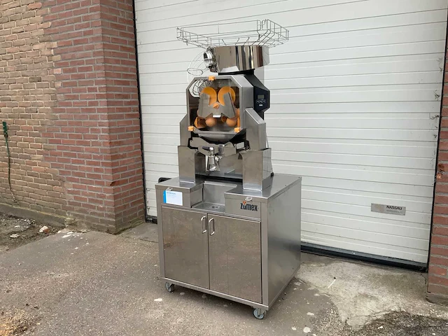 2019 zumex speed s+ plus sinaasappelpersmachine - afbeelding 9 van  15