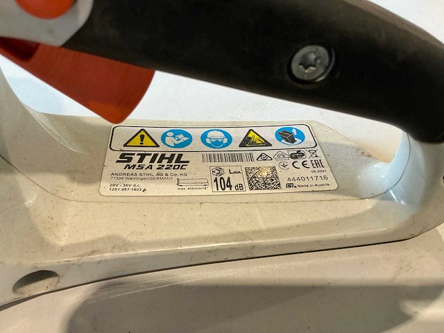 202 stihl msa220c kettingzaag - afbeelding 4 van  4