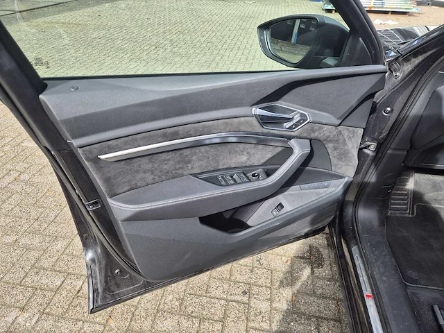 2020 - audi - e-tron - 55 quattro s ed 95 - audi etron - afbeelding 8 van  26