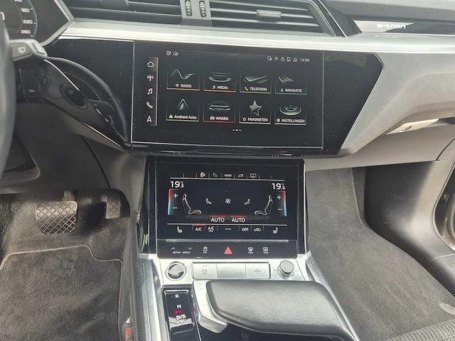 2020 - audi - e-tron - 55 quattro s ed 95 - audi etron - afbeelding 13 van  26
