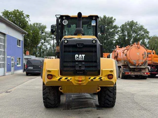 2020 - caterpillar - 930m - shovel - afbeelding 2 van  31