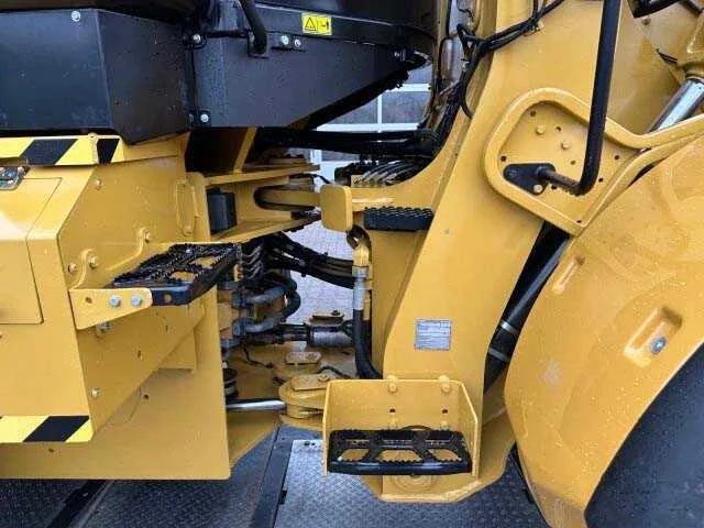 2020 - caterpillar - 930m - shovel - afbeelding 5 van  31