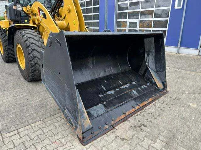 2020 - caterpillar - 930m - shovel - afbeelding 29 van  31