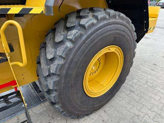 2020 - caterpillar - 930m - shovel - afbeelding 30 van  31