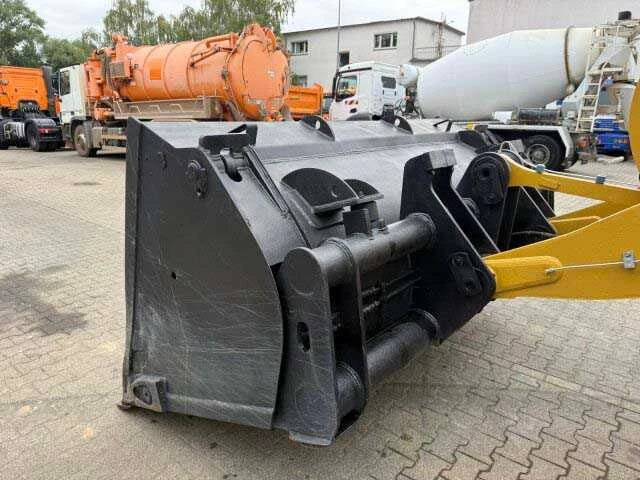 2020 - caterpillar - 930m - shovel - afbeelding 31 van  31