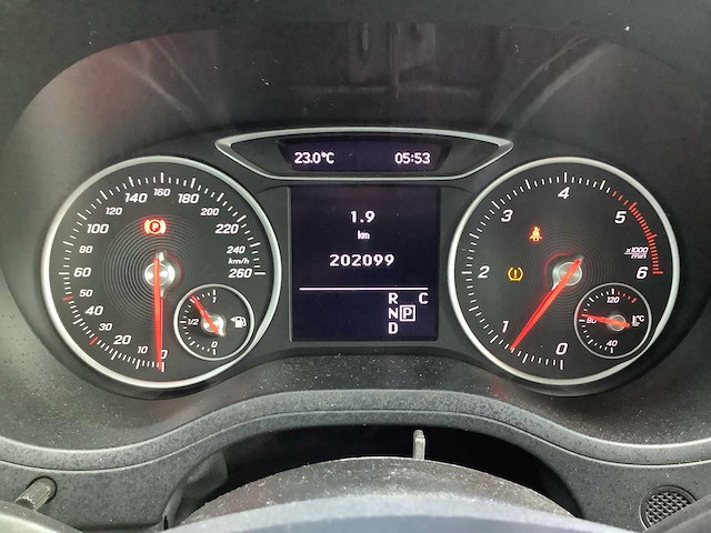 2020 - mercedes-benz - b-klasse - 220 d ambition - personenauto - afbeelding 13 van  13