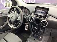 2020 - mercedes-benz - b-klasse - 220 d ambition - personenauto - afbeelding 7 van  13