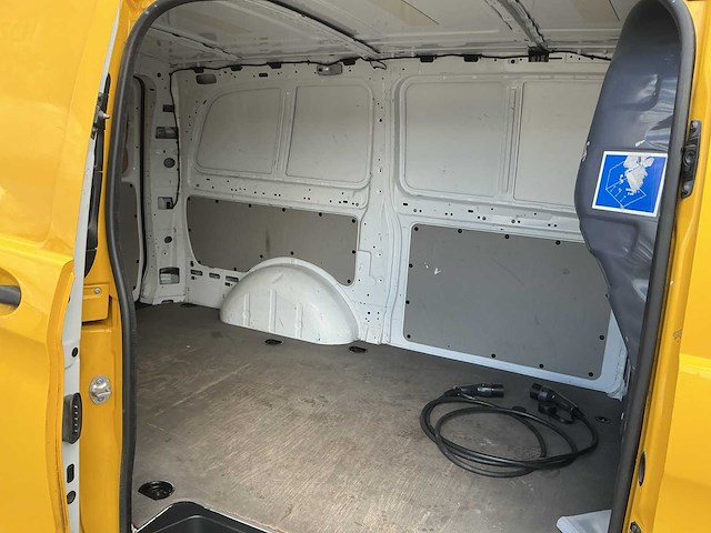 2020 - mercedes-benz - evito evito - lang led 41kwh - bedrijfswagen - afbeelding 12 van  15