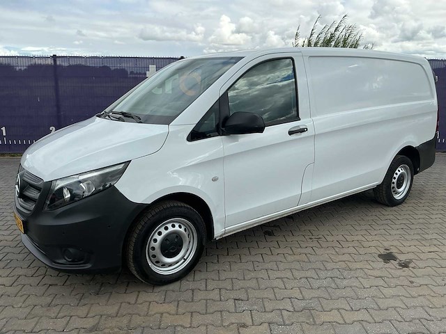 2020 - mercedes-benz - vito - 110 cdi lang - bedrijfswagen - afbeelding 1 van  12