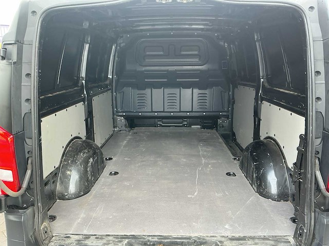 2020 - mercedes-benz - vito - 110 cdi lang - bedrijfswagen - afbeelding 9 van  13