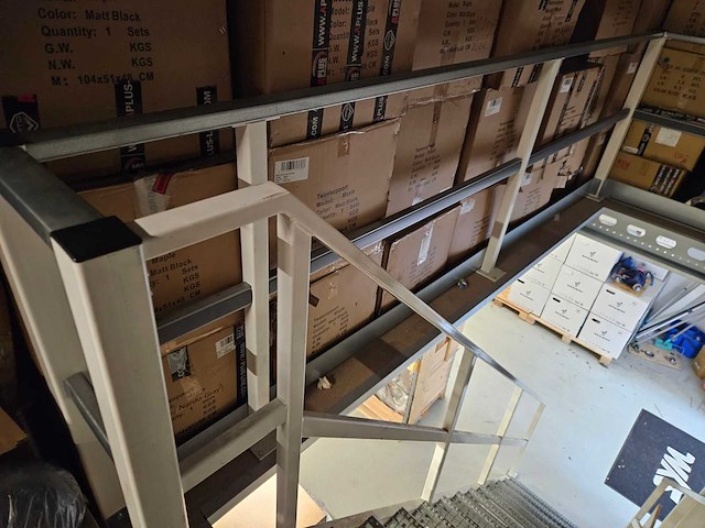 2020 - profielnorm - entresolvloer met helling & trap - 285m2 - afbeelding 10 van  20